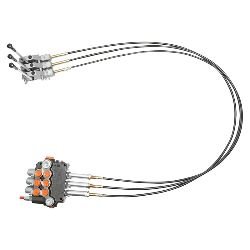 Distribuitor hidraulic cu 3 manete, lungime cablu 2m presiune 250 bar debit 80L/min Breckner Germany